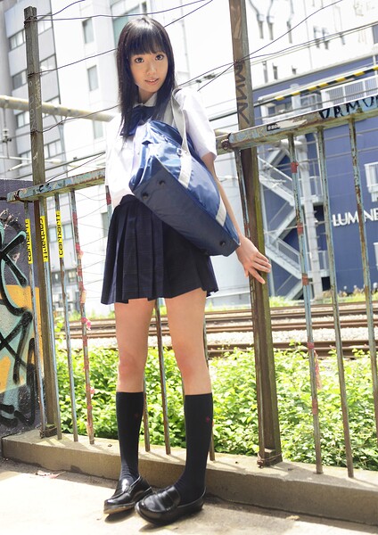援〇制服女子と2回戦！狭いアソコに勢い余って中出し！！