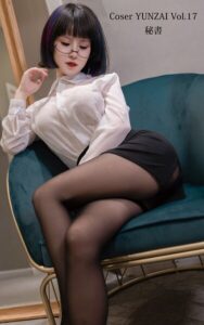 Coser YUNZAI Vol.17 秘書
